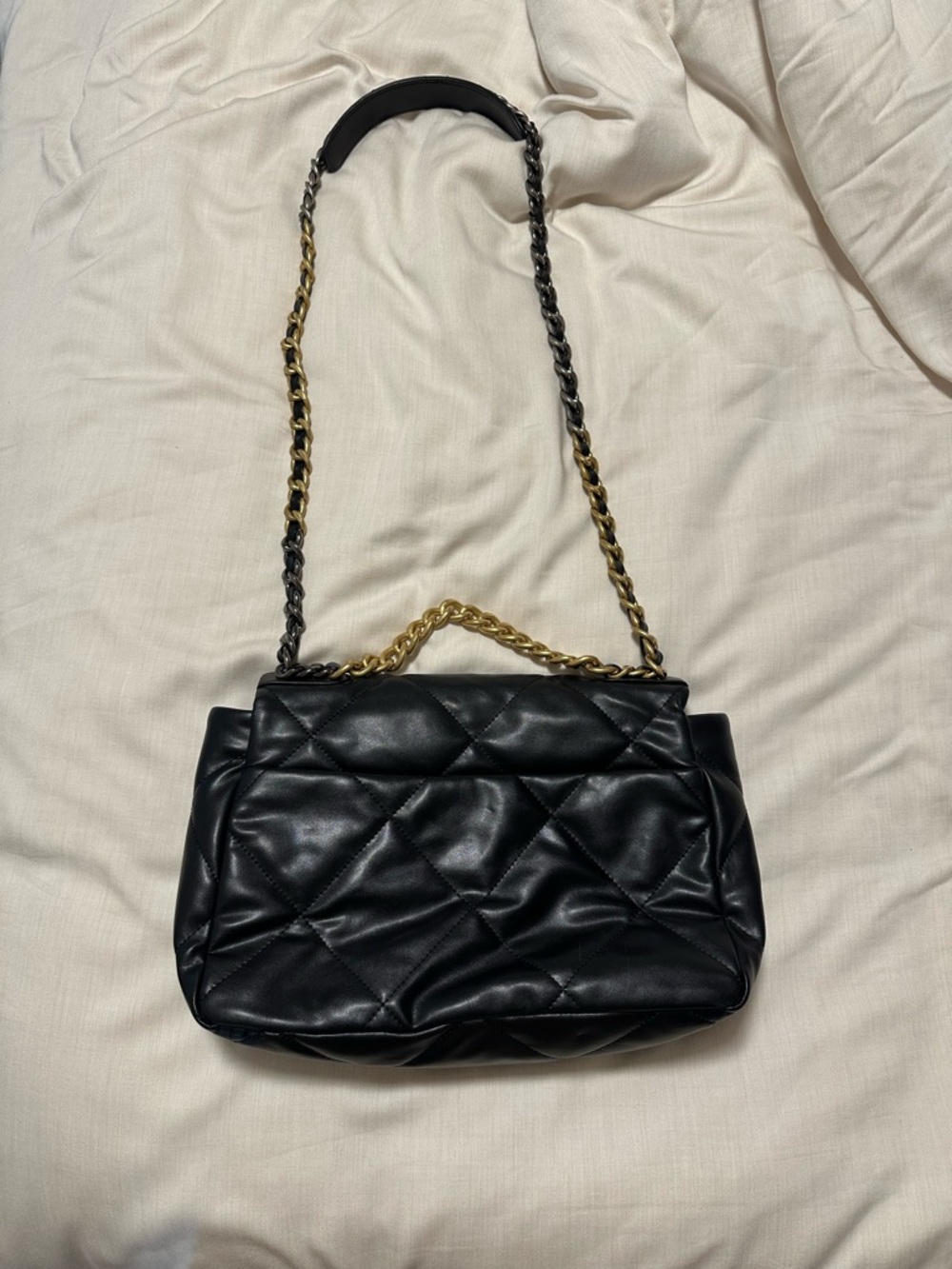 Black Quilted Chain-Handle Shoulder Bag